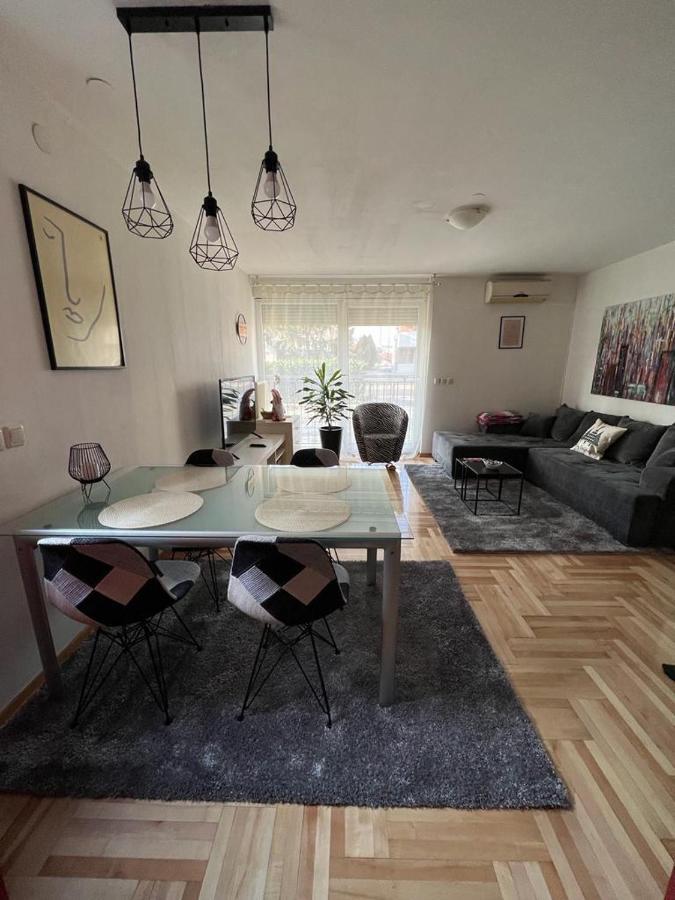 Apartman West - Private Parking Place Загреб Экстерьер фото